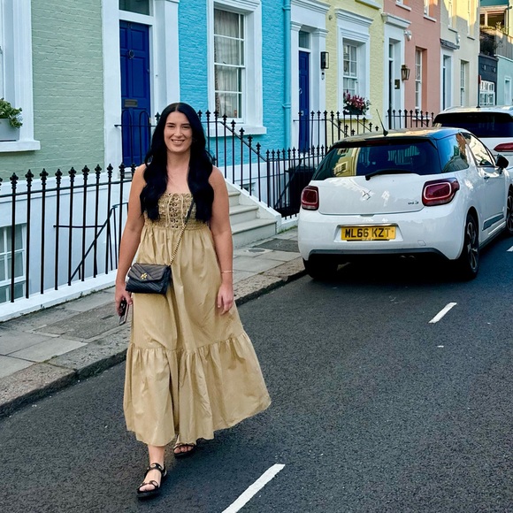 Meet your Posher, Brittany - Picture 1 of 1